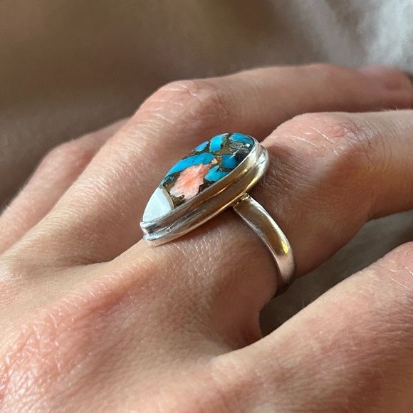 Handmade spiny Oyster & Arizona Turquoise, 925 Sterling Silver ring Size 7.5 - Picture 4 of 5